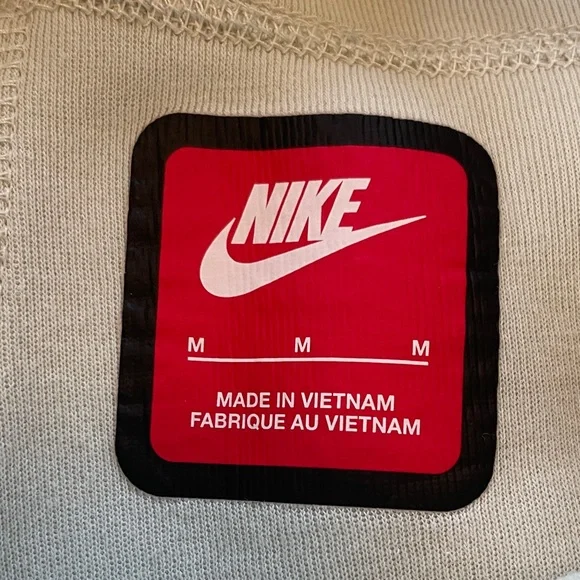 Nike Tech Kids' Shorts in Green and Cream - Picture 5 of 6